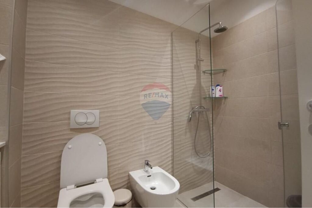 Apartment - For Rent - Zogu I Zi, Tirana