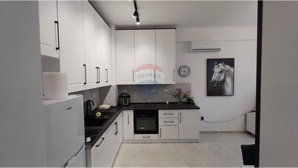 Apartament - Për Qira - Rezidenca OXA, Tiranë