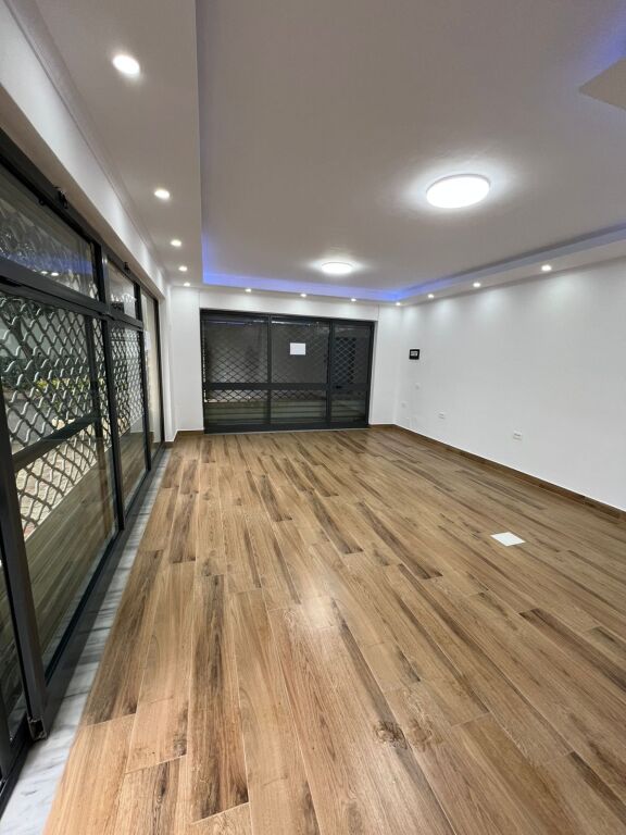 Locale commerciale in affitto