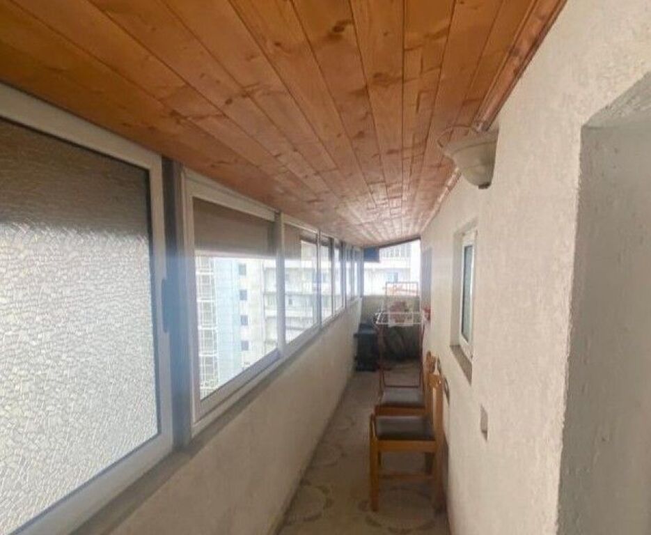 Tirane, shitet apartament 2+1+Ballkon Kati 4, 62 m² 160.000 € (Bulevardi Zogu I , Tirane)