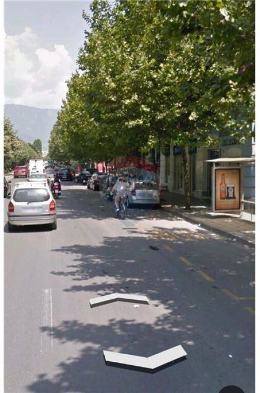 Shop for sale, Bllok