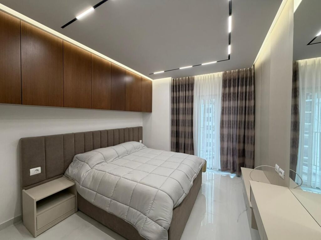 Apartament 1+1+Parking per qira tek Zogu i Zi.