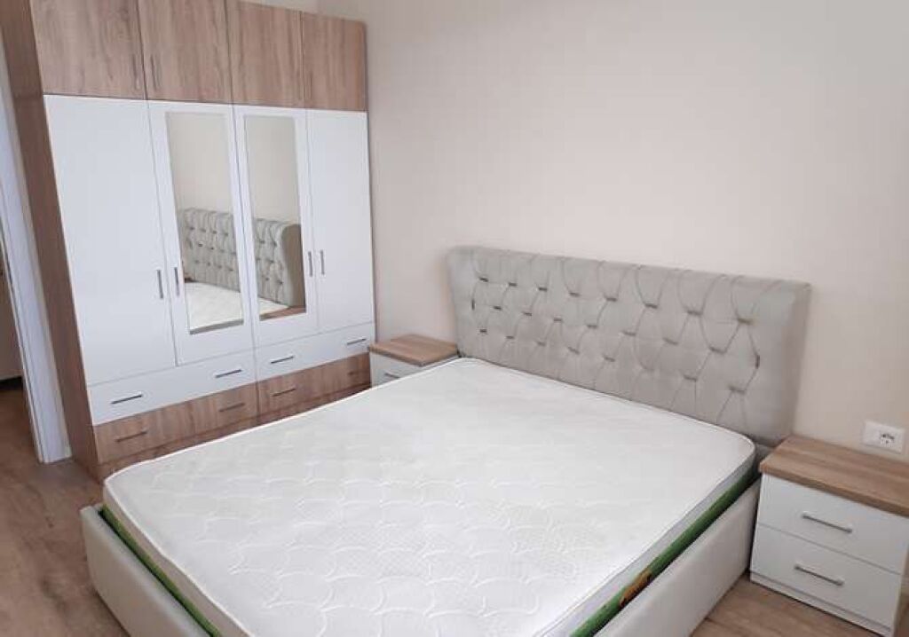 Appartamento 1+1 in affitto Liceo Partizani 530 Euro