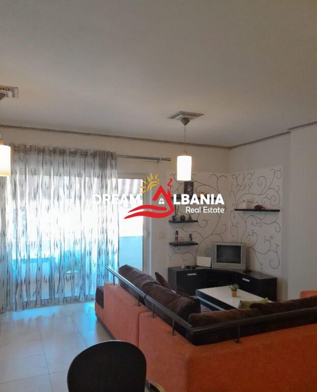 Apartament 2+1+2WC + 2 Ballkone për Qera tek Zogu i Zi (ID 42215508)