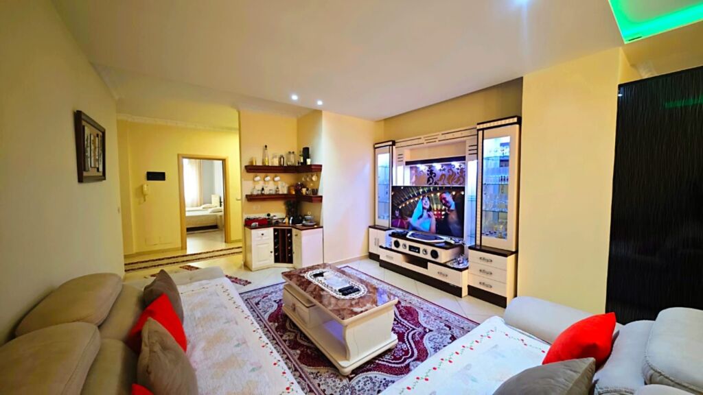 Jepet per qira Apartament 2+1+2 tualete+ Ballkon per qira ne Fresk!
