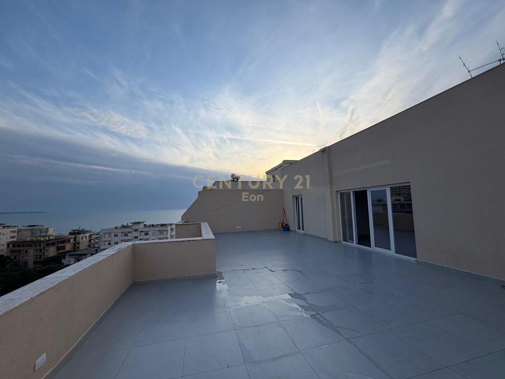 FOR SALE STUDIO 3+1+2 WITH VERANDA AND SEA VIEW AT KAVAJA ROCK!