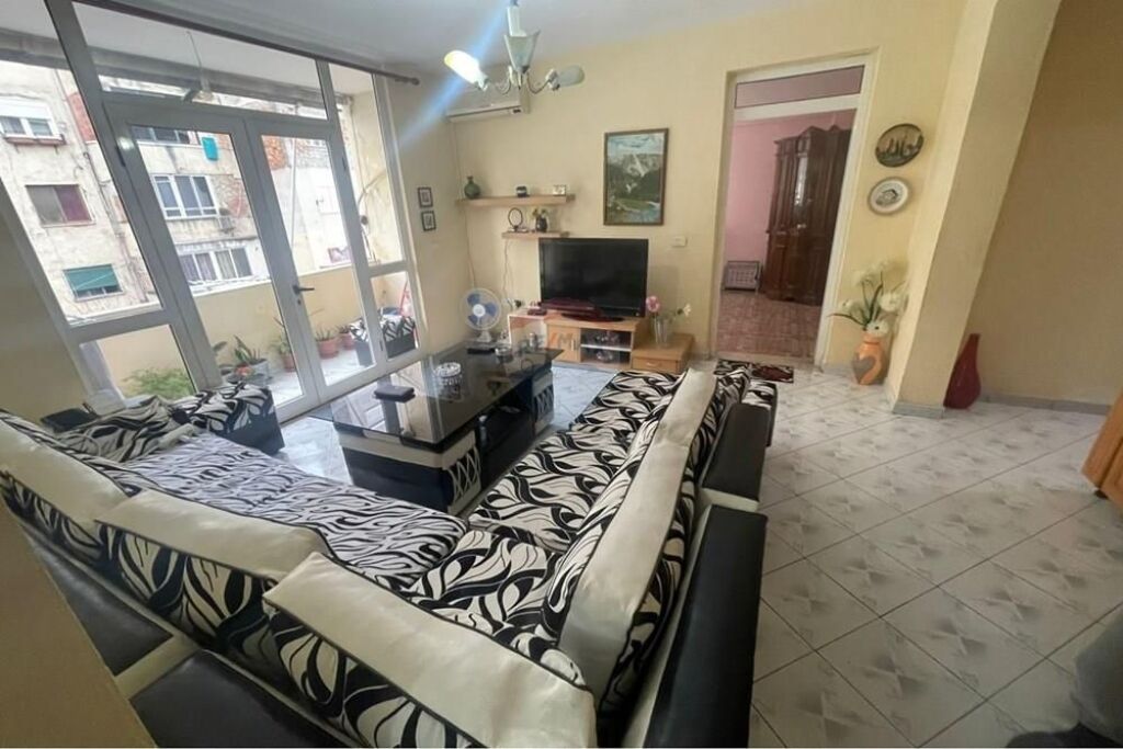 APARTAMENT 4+1 PER SHITJE