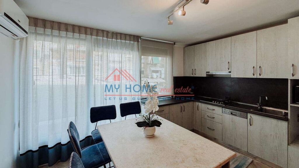Apartament 2+1 me Qira te Myslym Shyri Tirane