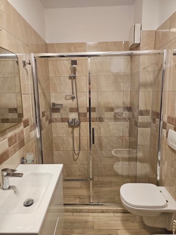 For Rent: 1+1 (+ Balcony)  Very Spacious 70m2  (Faculty of Medicine - United School📍) New building year 2022 (52,000 Leke / Month)  