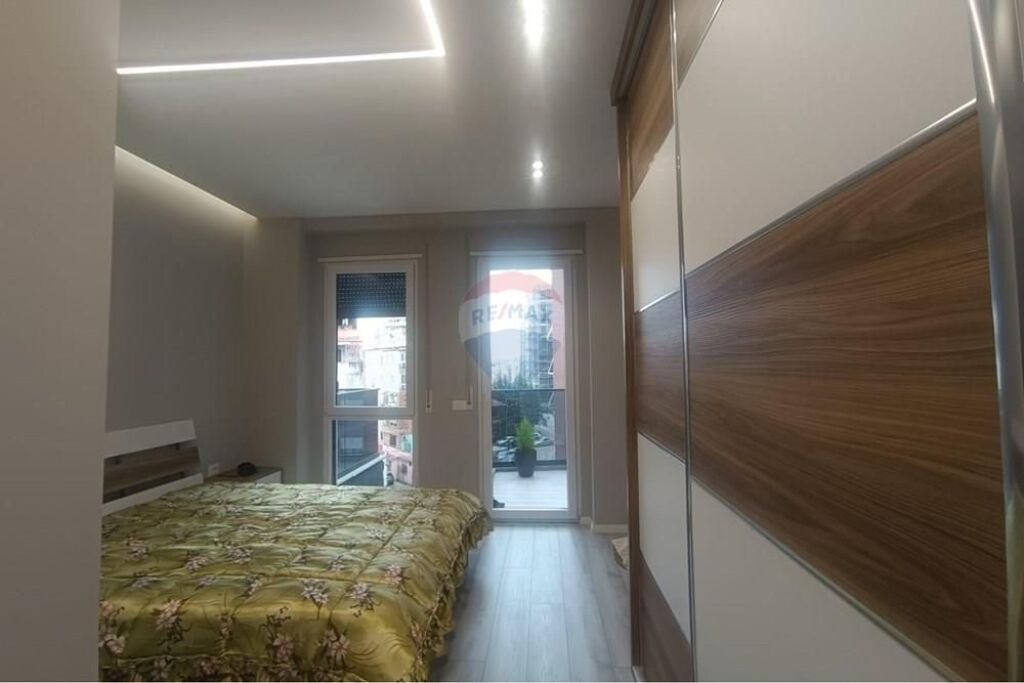 Jepet me qera apartament 1+1+ post parkimi ne Don Bosko .