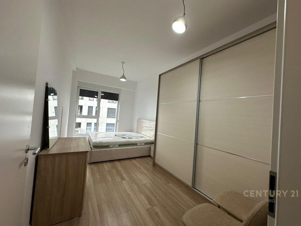 Apartament 1+1 tek Kompleksi Magnet !