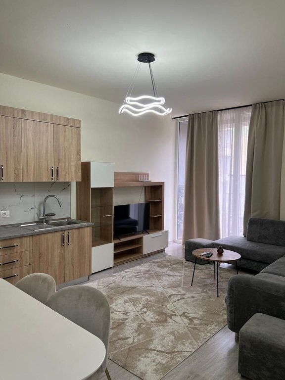 VIA RIZA CEROVA, VENDIAMO APPARTAMENTO 1+1+POSTO AUTO