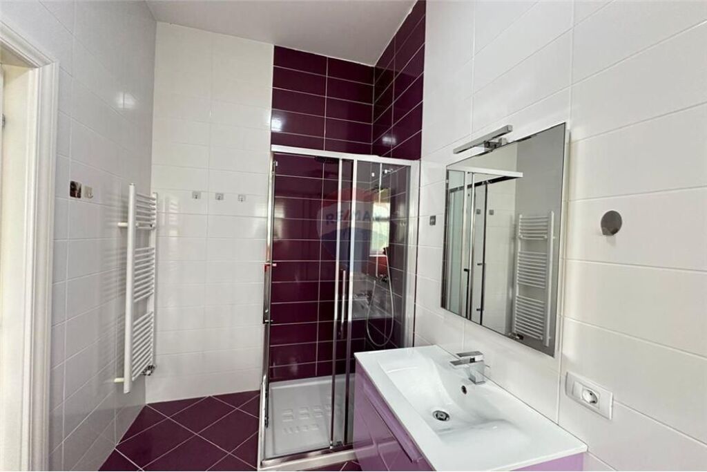 VILE ME QIRA NE ROLLING HILLS