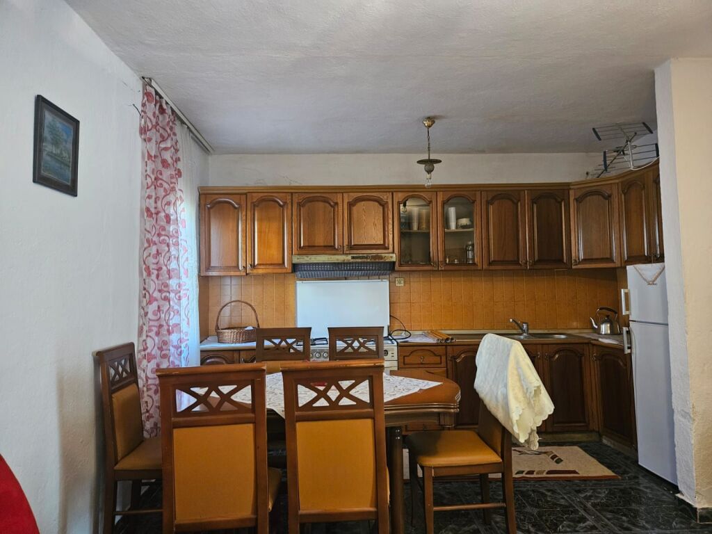 🏡 Apartment 2+1 for Rent in Astir near Hotel Marinaj