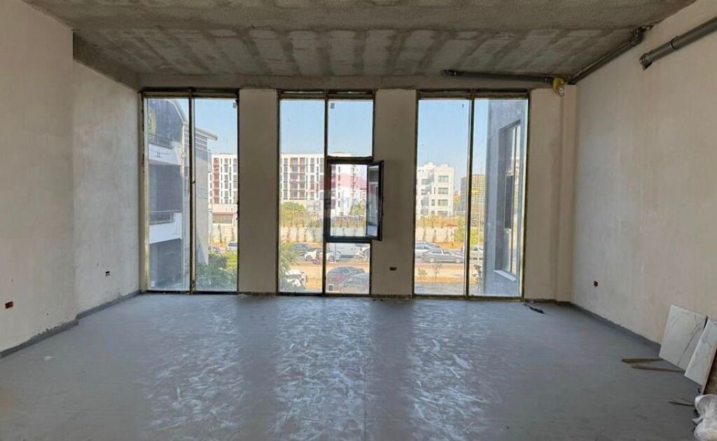 AMBIENT BIZNESI PER QIRA TE RRUGA DRITAN HOXHA ID: 530261046-491