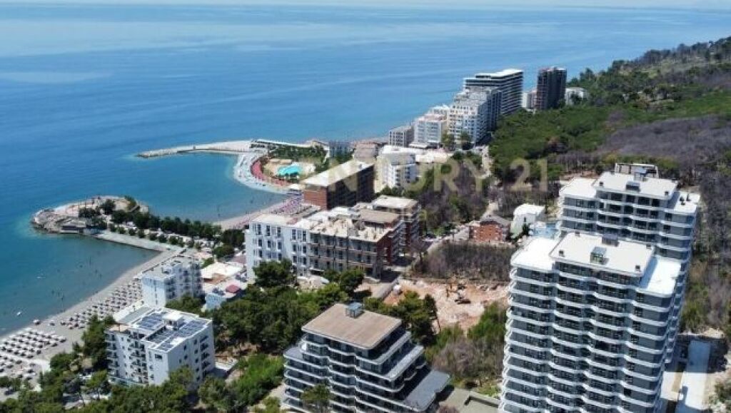 Penthouse unik për shitje – pamje deti dhe stil jetese ekskluziv