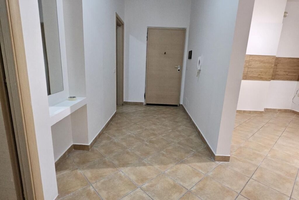 Tek Kopshti Botanik, ​Shitet Apartament 2+1 Me Hapësirë Të Bollshme!