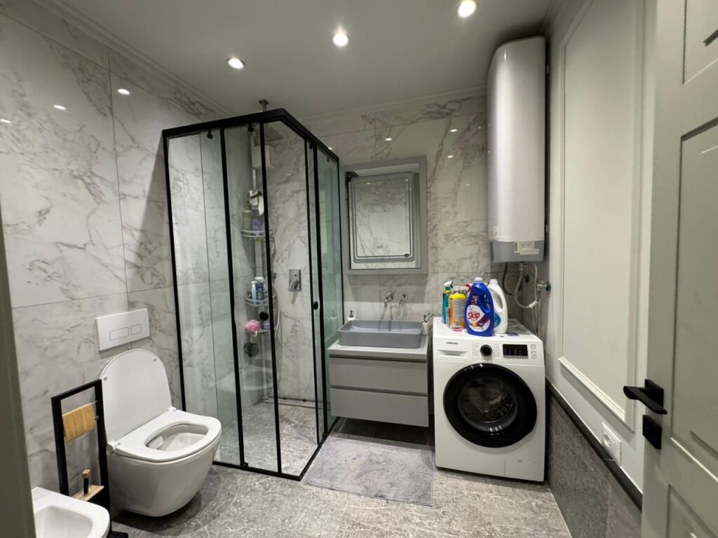 Shitet Apartament - Astir, Vila l2