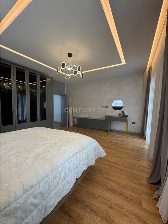 2-Storey Villa for Sale in Farkë, near the Lake – Elite Area