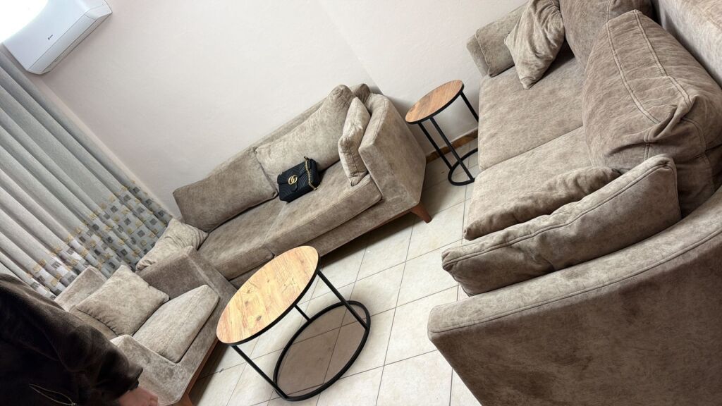 Jepet me qera apartament 1+1 – Rr. Mine Peza