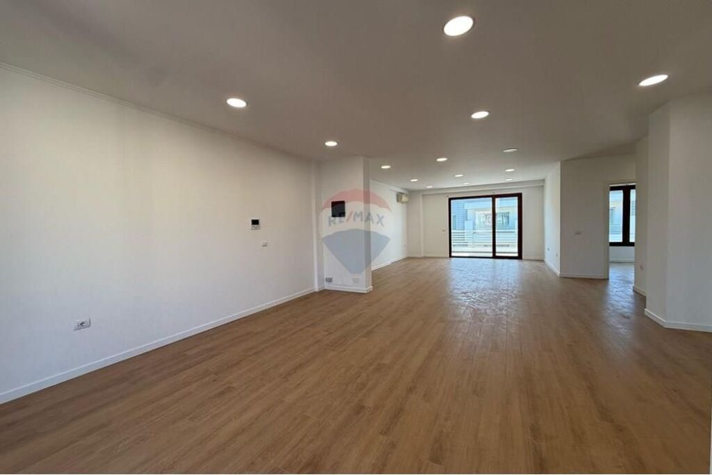 Office - For Rent - Gjergj Fishta Boulevard, Tirana