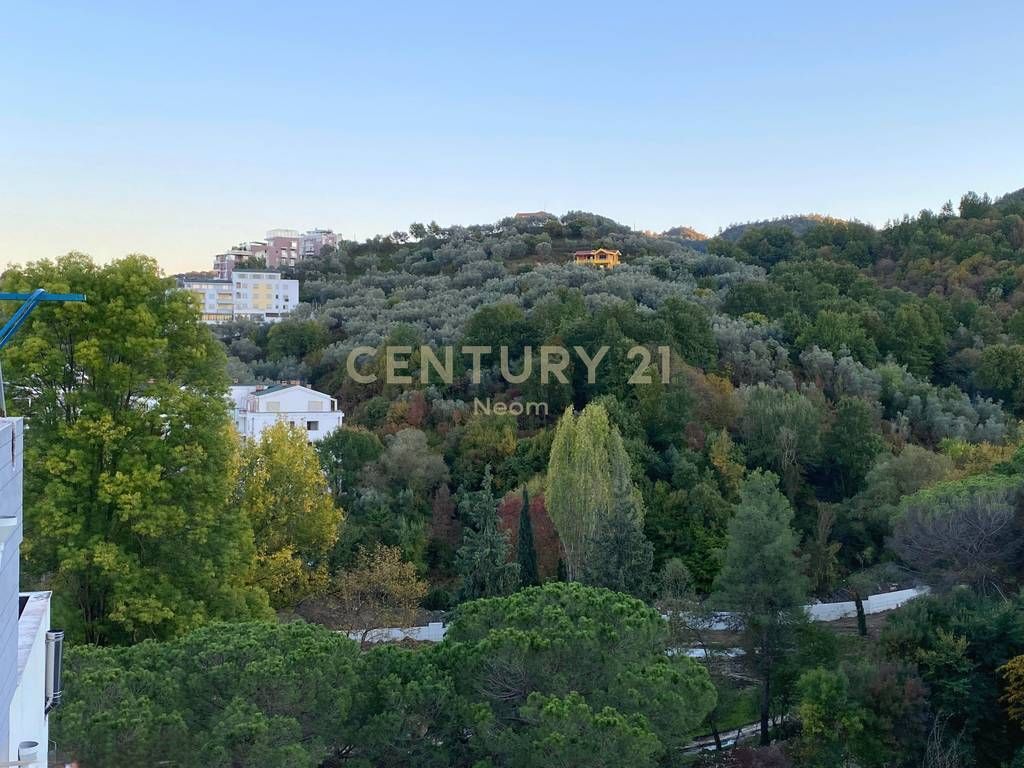 PENTHOUSE 3+1 IN AFFITTO VICINO AL GIARDINO ZOOLOGICO 1.000 € /Mese Superficie Totale 180m2