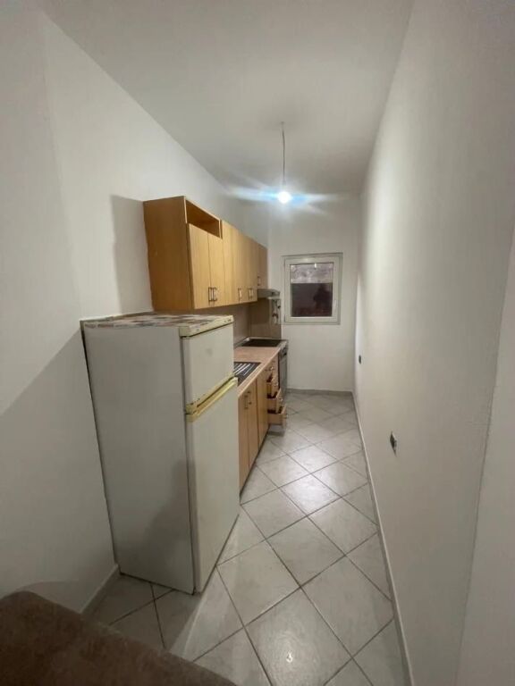 Jepet Me Qera Apartament 1+1