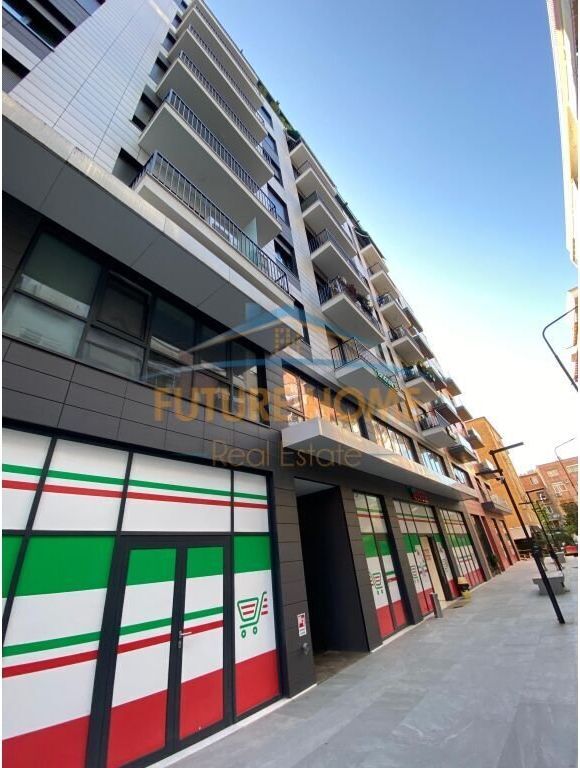 Qera, Ambient Biznesi, Rruga e Kosovarëve.