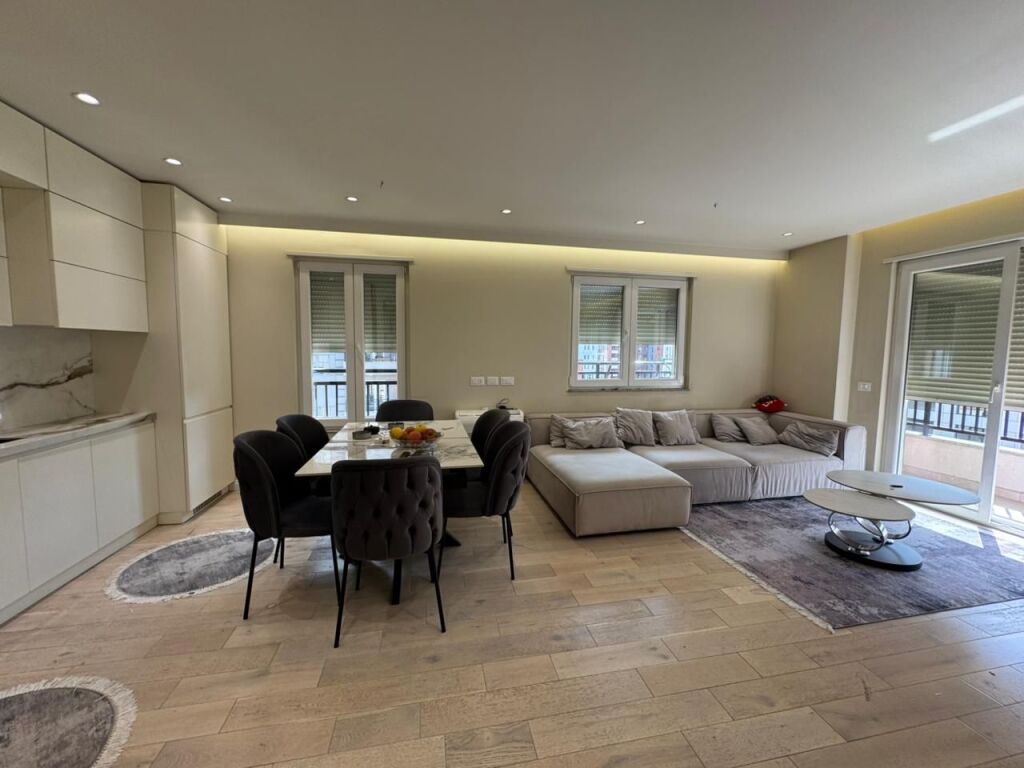 Shitet Apartament - Astir, Vila l2