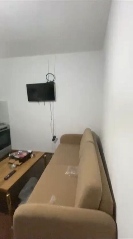 Shtepi private me qera 1+1