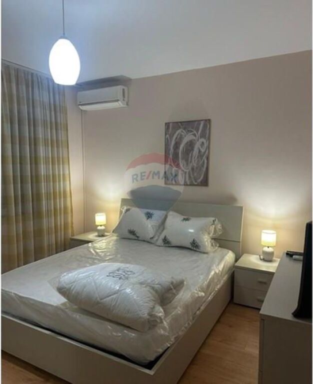 Apartament - Për Qira - Ish Fusha e Aviacionit, Tiranë