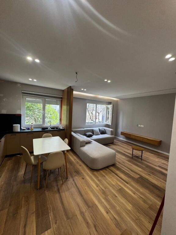 In affitto, 1+1 Liqeni i Thate ‼️