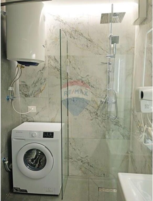 Apartament - Për Qira - Liceu Artistik, Tiranë