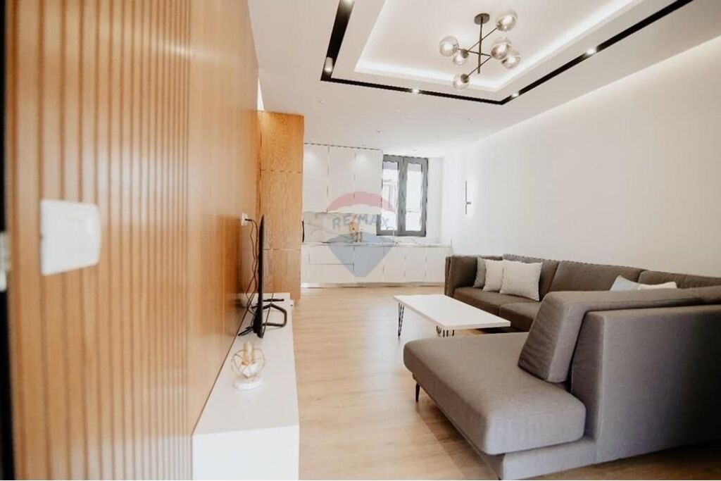 Apartment - For Rent - Myslym Shyri, Tirana