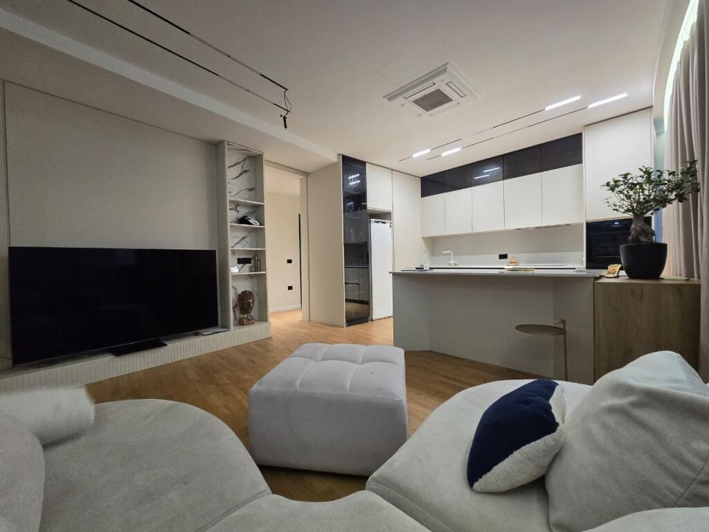 Apartament 2+1+2+Parkim   Me Qira Ne Lake View Residence