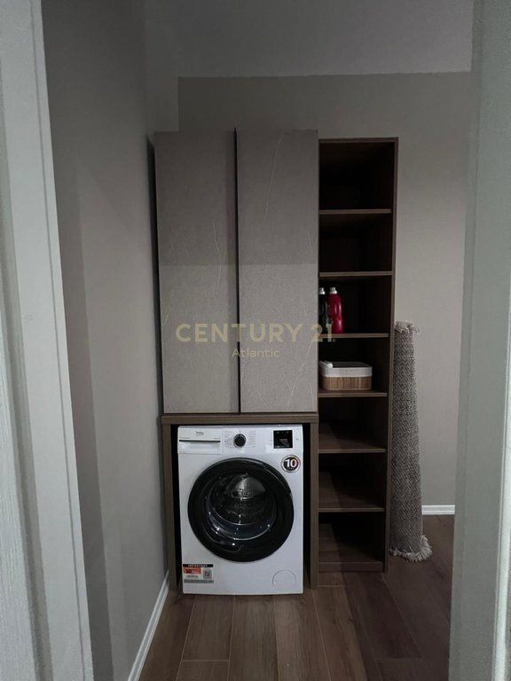 Appartamento 1+1 In Affitto sulla Spiaggia, Durrës