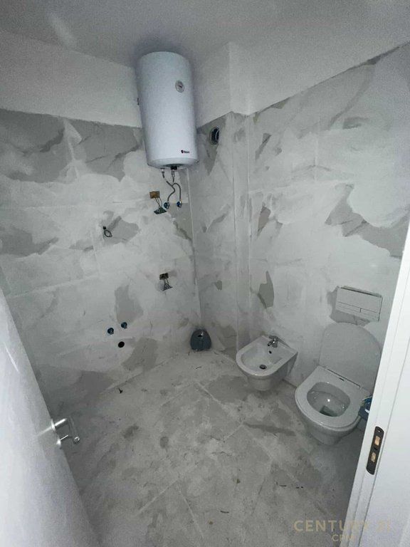 APARTAMENT 1+1 PER SHITJE , UNIVERS CITY! 73,500 € Sip. Totale  53m2