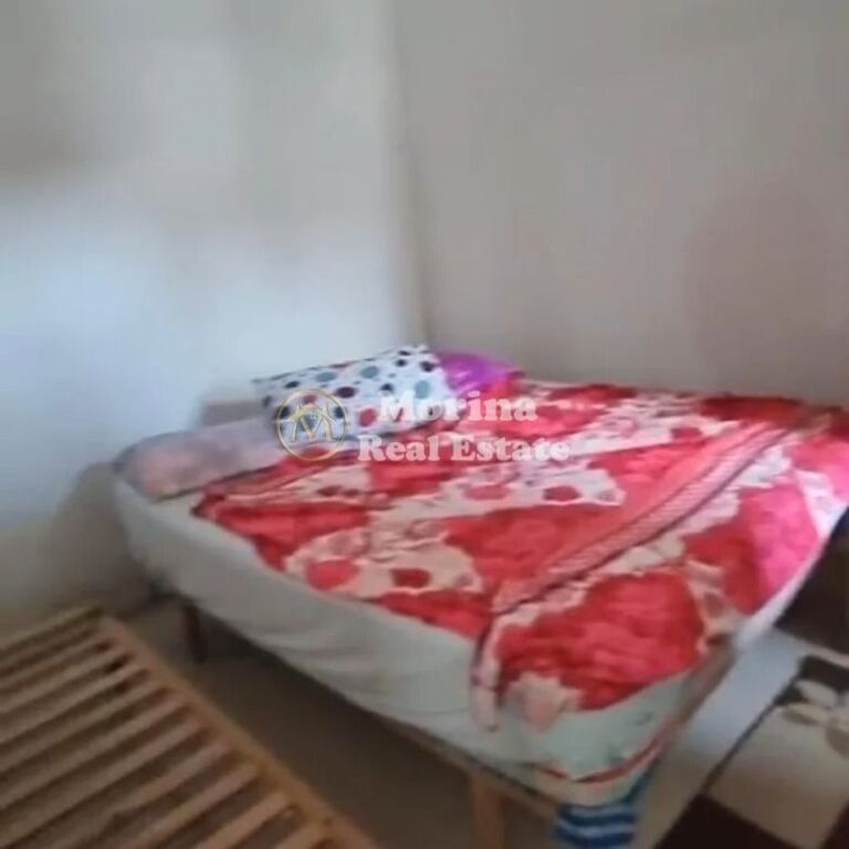 Qera | Shtëpi private 1 + 1 | PERBALLE INXHINIERISE SE NDERTIMIT | 350 €/muaj