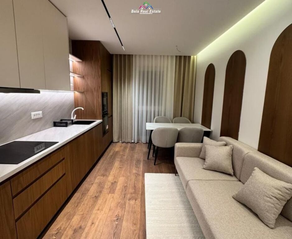 Apartament Me Qera 2+1 Ne Xhamllik (ID B2201715) Tirane