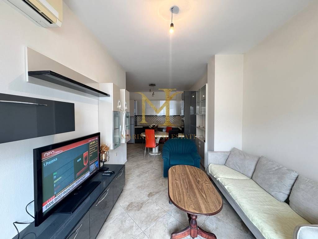 Vendesi in vendita 2+1+2 a Durazzo, zona Plazh