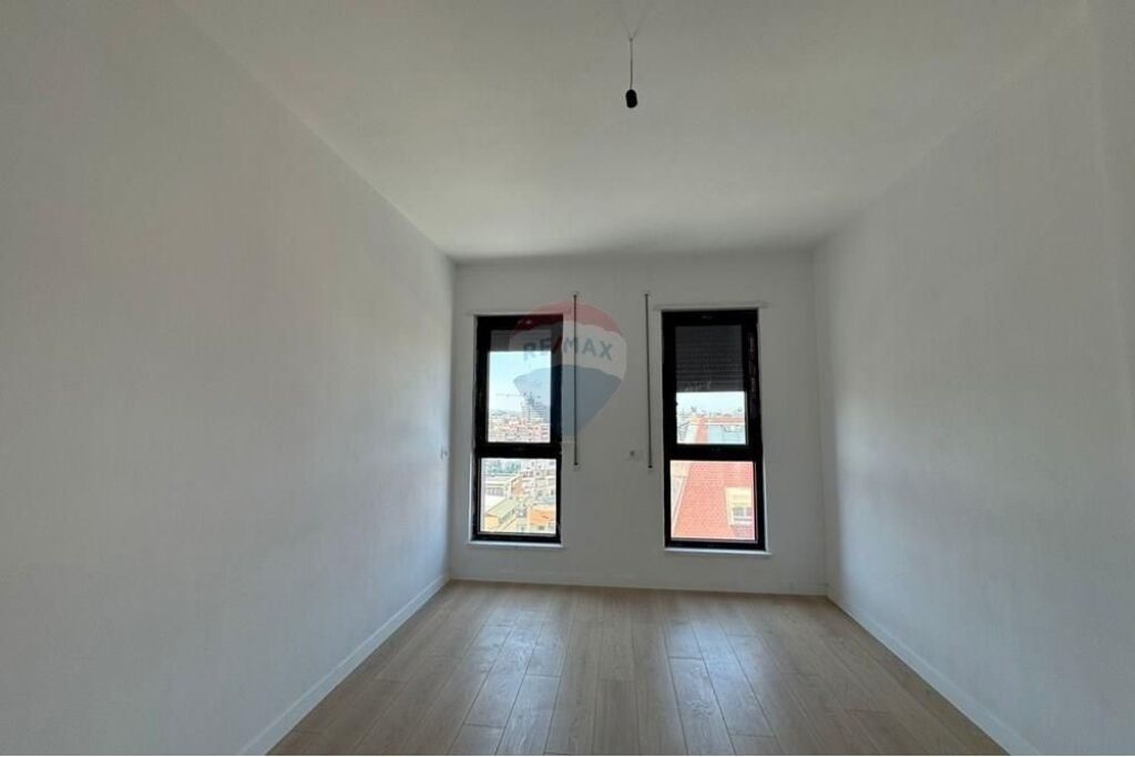 Appartamento 2+1+2 in vendita presso Komuna e Parisit