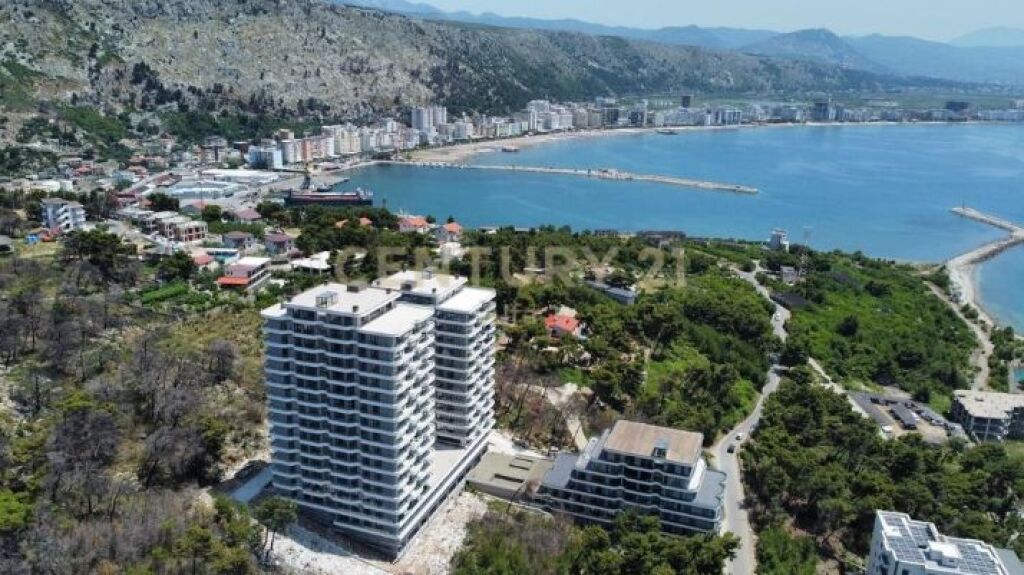 Penthouse unik për shitje – pamje deti dhe stil jetese ekskluziv