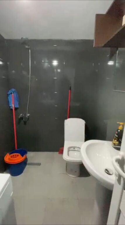 Shtepi private me qera 1+1