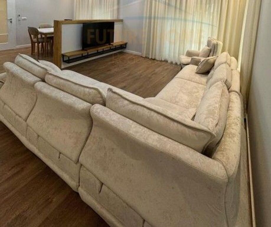 Qera, Vilë, Fresk, Tiranë