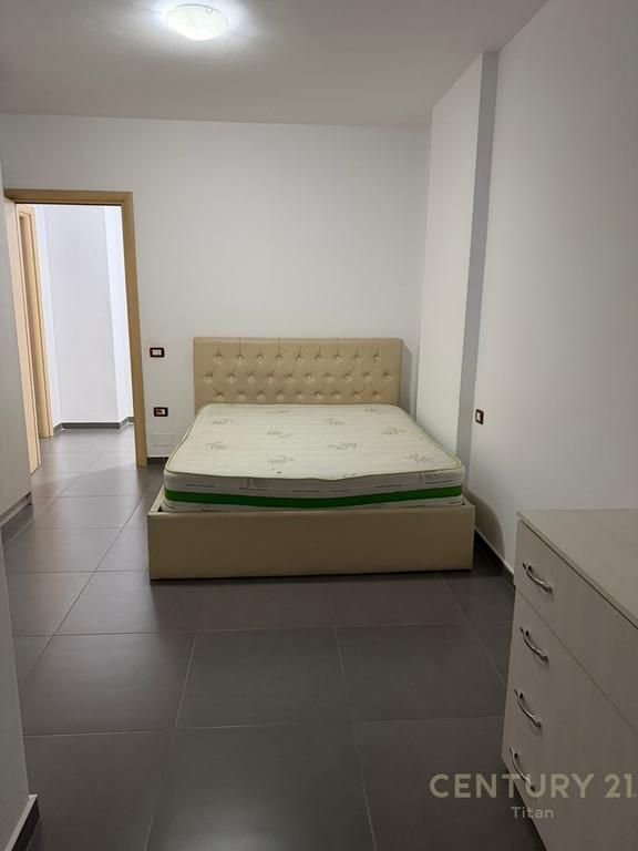 Apartament 2+1 per qira ne Yzberish