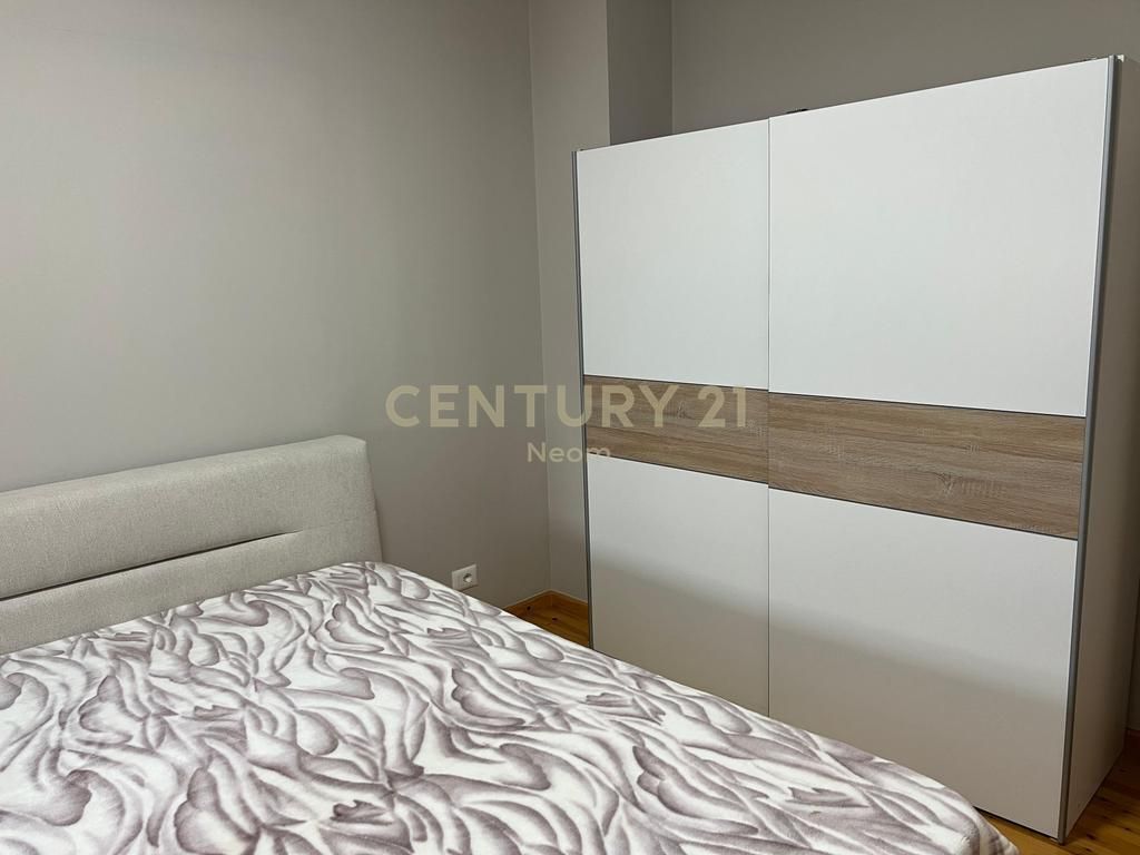 PENTHOUSE 3+1 ME QIRA PRANË KOPSHTIT ZOOLOGJIK