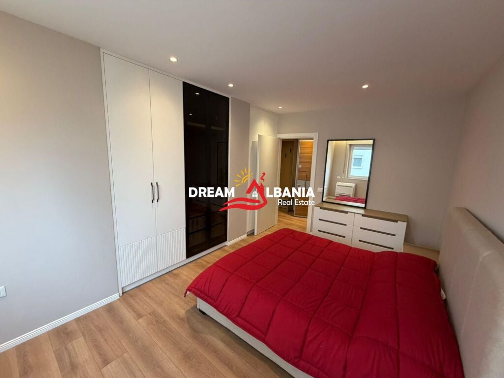 Shitet apartament 2+1 ne Qender te Tiranes prane Kafe Flora (ID 41211759)
