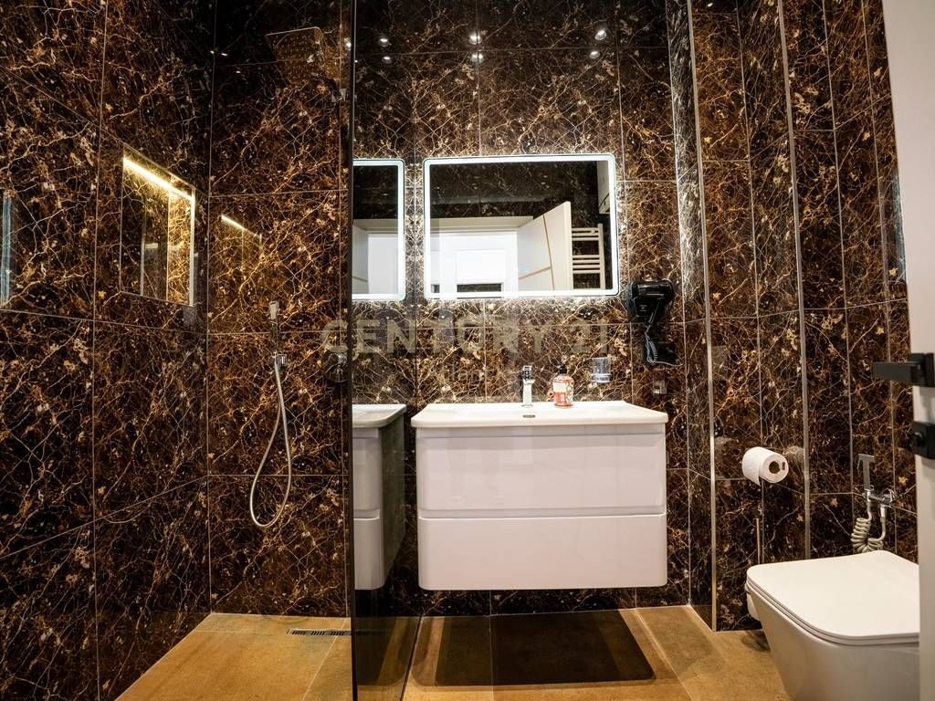 Shitet Super Apartament i Investuar 1+1 – Pamje Ballore Deti – Vollga, Durrës!