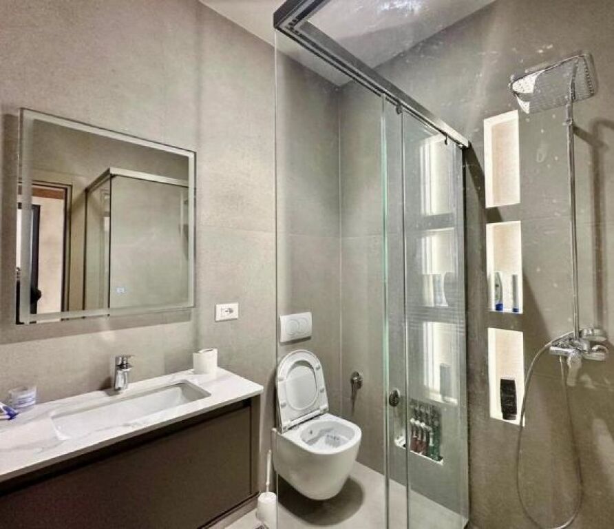 Shitet apartament 2+1+2 – rezidencë moderne në Rrugën e Kavajës