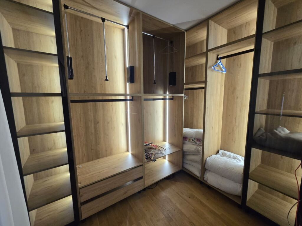 Apartament 2+1+2+Parkim   Me Qira Ne Lake View Residence